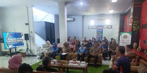 Penguatan Integritas: Jajaran Dispendukcapil Kabupaten Blitar mengikuti sosialisasi pencegahan gratifikasi bersama Inspektorat Kabupaten Blitar di Kantor Dispendukcapil, Kanigoro, Jumat (9/10/2026). Kegiatan ini menjadi bagian dari penguatan zona integritas menuju predikat WBBM.